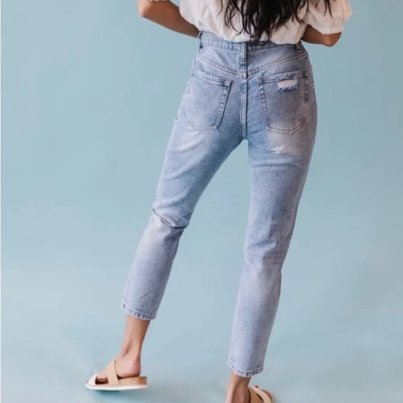 TNR Mom Jean - Picture 3 of 7